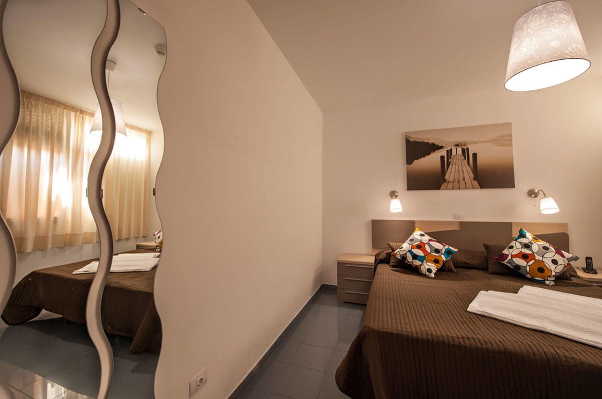 Apartamentos Miami Sun Puerto Rico  Dış mekan fotoğraf